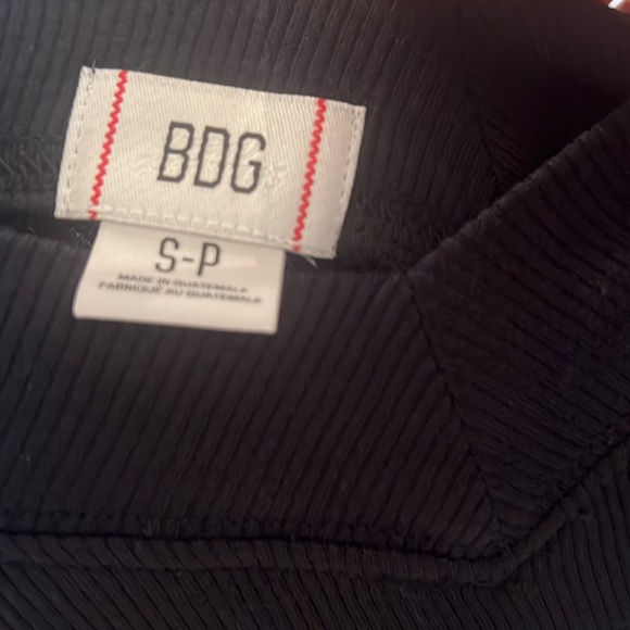 UO-2 NWOT URBAN OUTFITTERS BDG SHANNEN DOUBLE V LONG SLEEVE TOP - Picture 5 of 7